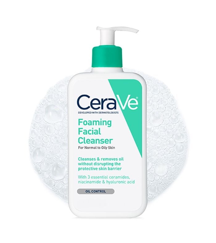CeraVe DEVELOPED WITH DERMATOLOGISTS Foaming Cleanser For Normal to Oily Skin 236 ml